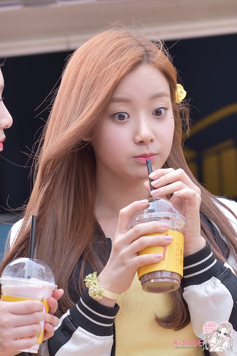 withhyunjoo_th's tweet photo. (HQ) 160505 #현주 #HYUNJOO 나은이 생일기념 미니팬미팅 ©a-side https://t.co/oO79ra07lo