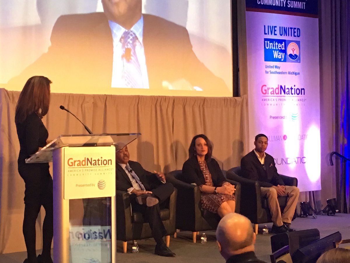 youngpronation's tweet photo. #GradNation #Detroit #ShoutOut to Travon, Senior at Osborn Collegiate Academy of Math for sharing his perspective! https://t.co/yVT1LioplK