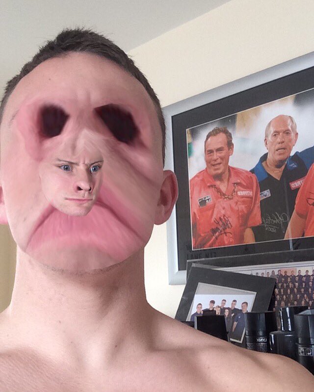 glenwalkerr's tweet photo. @F2Freestylers #f2faceswap lolππ» https://t.co/8olnKTy5Lv