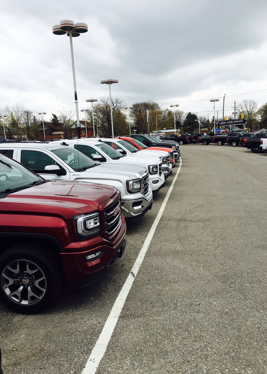millsmotors's tweet image. Welcome to Truck Country. #Pride #Precision #GMC @GMCCanada