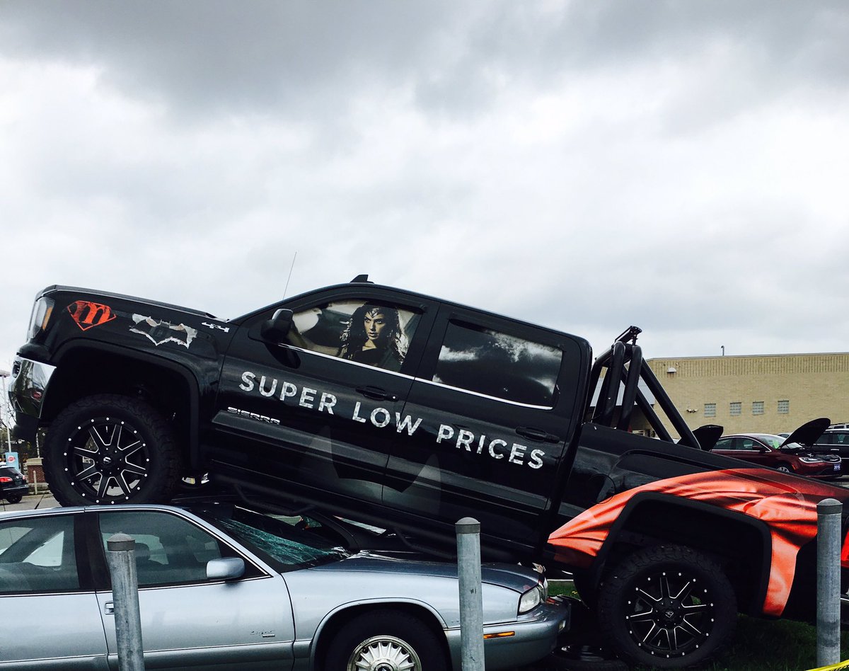 millsmotors's tweet image. Welcome to Truck Country. #Pride #Precision #GMC @GMCCanada