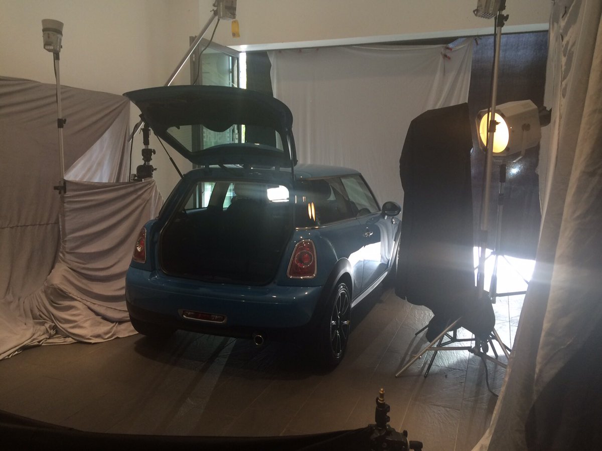 Marshall_MINI's tweet photo. Lights, camera, action @RidgewayMINI in Hook today as we're helping out MINI UK with their next ad campaign. https://t.co/ygZICkh27H