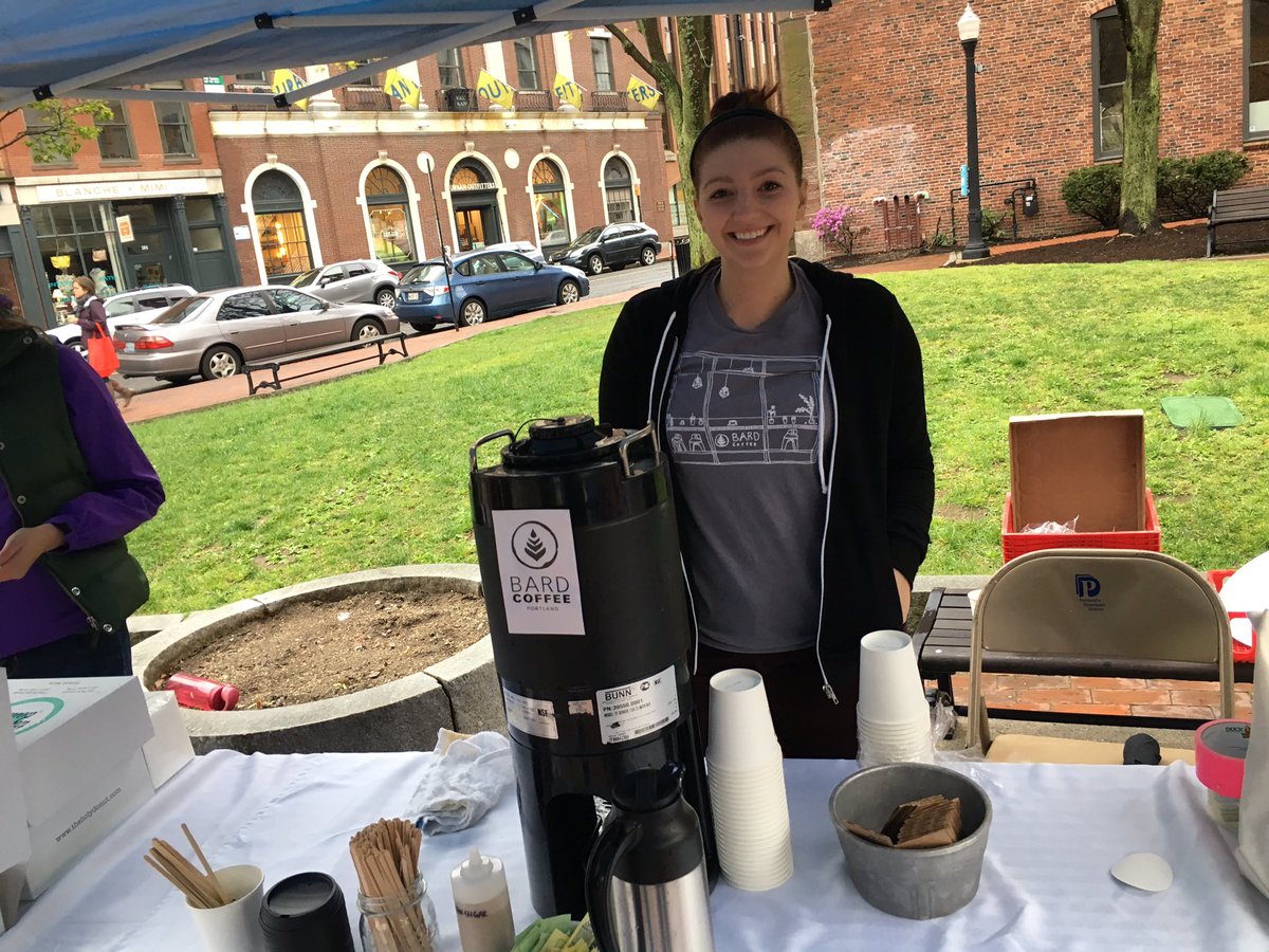 Thanks to <a href="/PtldBuyLocal/">Portland Buy Local</a> <a href="/portlanddowntwn/">Portland Downtown</a> for organizing today's Workers Appreciation event!