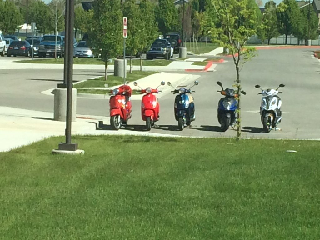 concussions100's tweet image. Not just sports... Scoot scoots as well! Wear your helmets gents