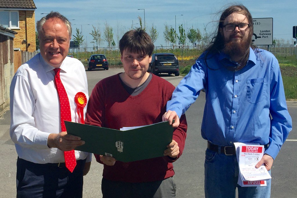 Richard Howitt (@richardhowitt) on Twitter photo Busy in .@EastThurrockLab for #GOTV with @JoshYeldham @RichardSp8 Vote <a href="/thurrocklabour/">Thurrock Labour</a> ! #StanfordleHope #Thurrock Busy in .@EastThurrockLab for #GOTV with @JoshYeldham @RichardSp8 Vote <a href="/thurrocklabour/">Thurrock Labour</a> ! #StanfordleHope #Thurrock