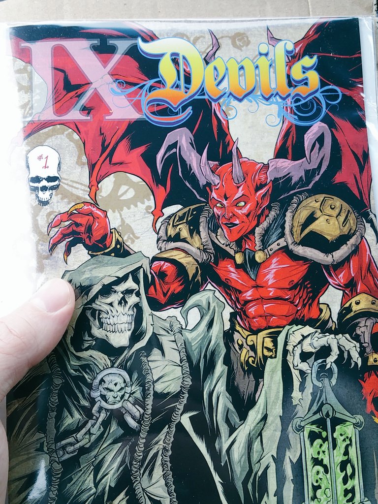 crunkedupreview's tweet photo. Just got another #kickstarter reward in the mail. Holee cow. Indie/kickstarter comics are awesome stuff. #ixdevils https://t.co/G88oevUNz3