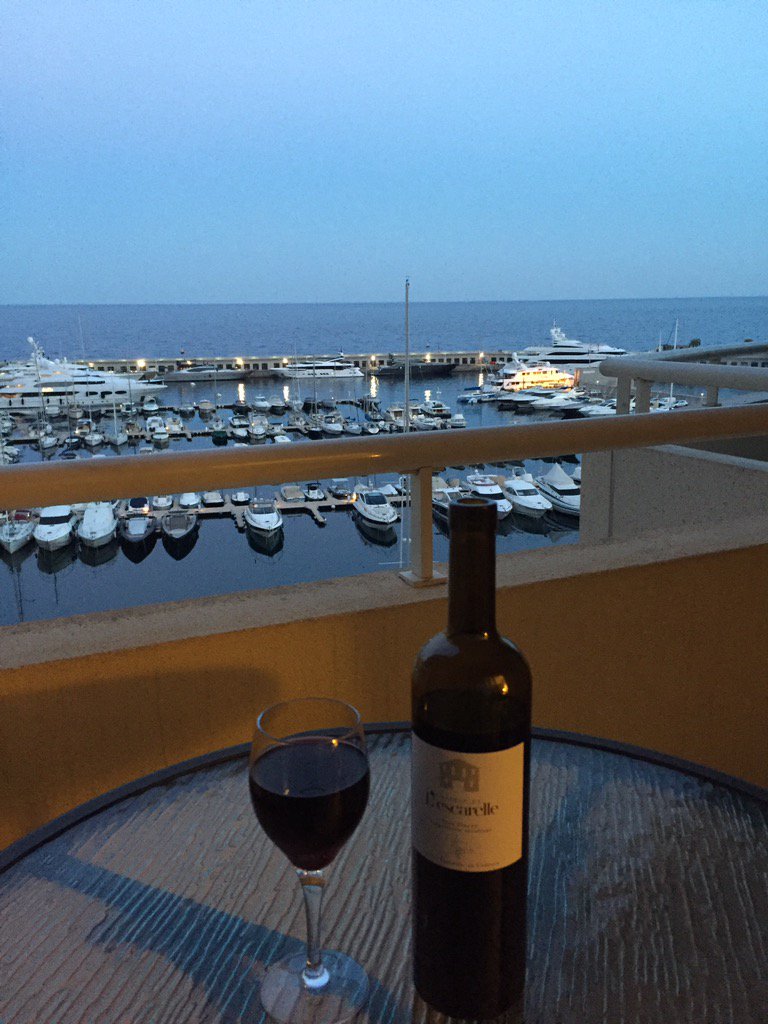 Relaxed evening in Monaco