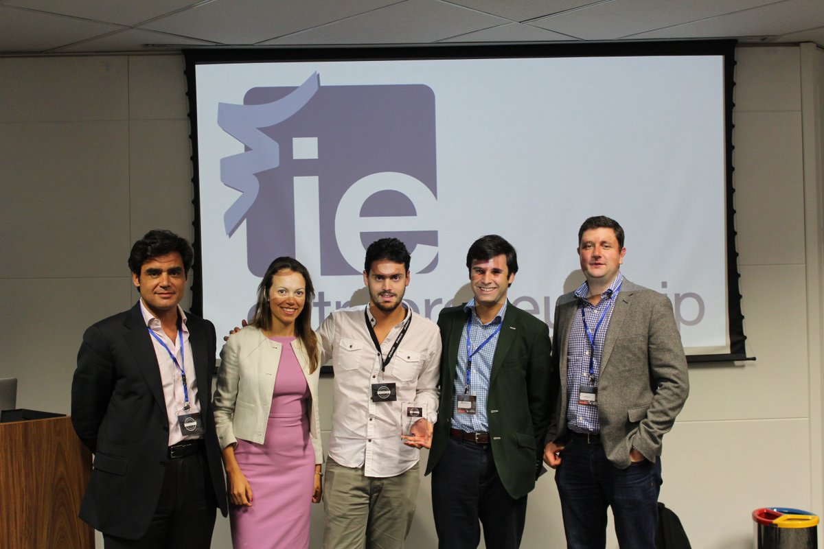 IE_Brasil's tweet photo. Parabéns p/ a @mesfixsas, vencedora do 1º #FintechVD Brazil! #empreendedorismo #startup cc/ @IEbusiness @GEMAMOLERO https://t.co/6uK3HLGAE1
