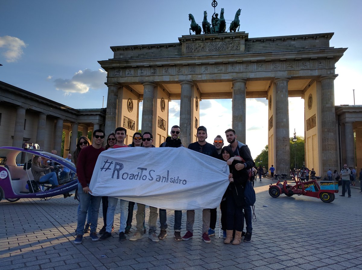 Loschavalesss's tweet photo. Peregrinación a Berlin para celebrar San Isidren
#ComoEntrenarTuHigado 
#RoadToSanIsidro https://t.co/aBszC0lWGa