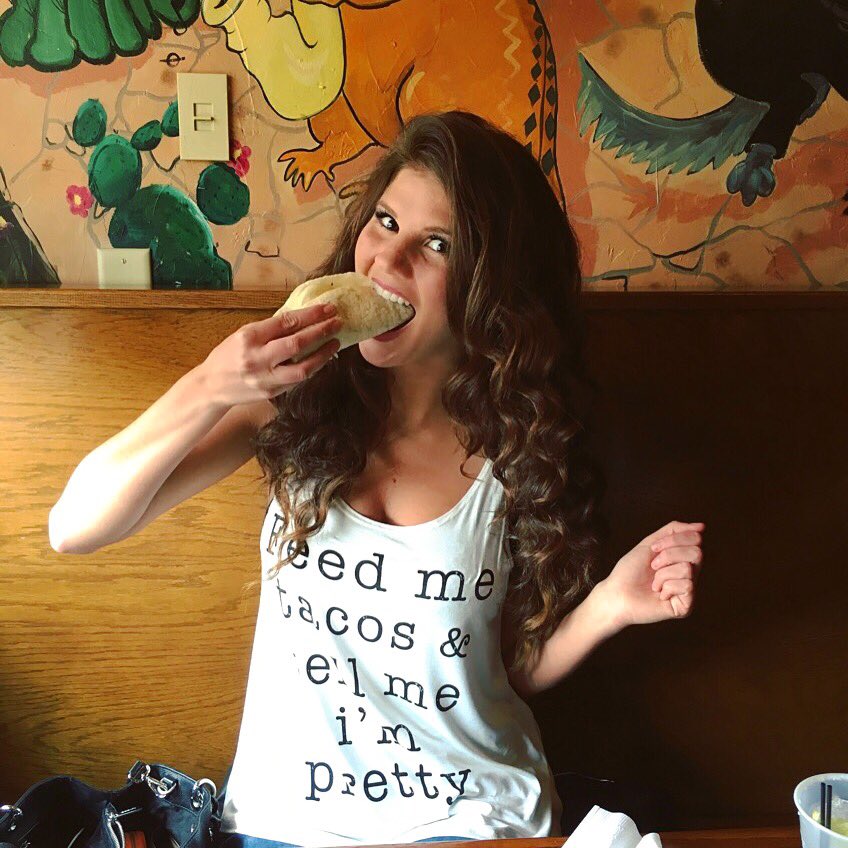 Bridget_Linton's tweet image. I mean....it's really that simple. #FeedMeTacos #TellMeImPretty #CincoDeMayo #TacosForLunch #BaseballTonight 🍹🌮💃🏻