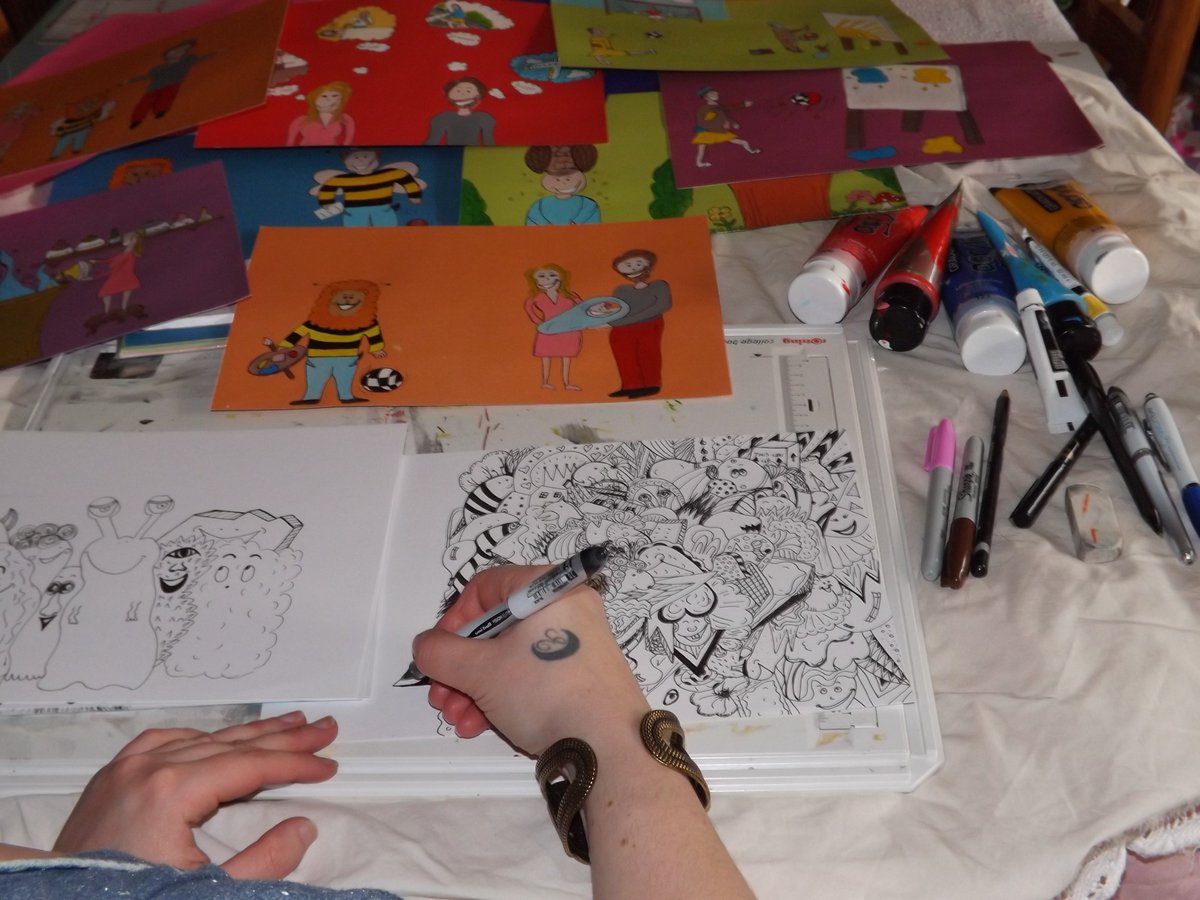 New blog <a href="/theartycrafter/">The Arty Crafter</a>.com Please come and check me out guys