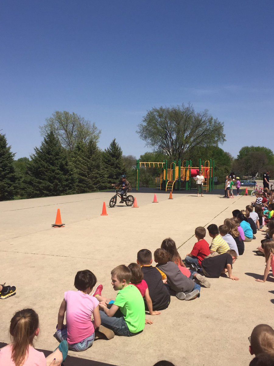 MsMilnersClass's tweet photo. Learned all about bicycle safety. Ask you child about what they learned. #EGElem #bikesafety https://t.co/kc6E3z6FX0