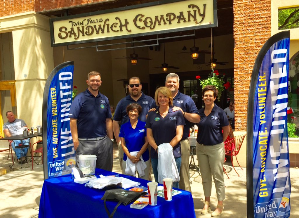UnitedWay_scid's tweet photo. The A-Team #representing @UnitedWay_scid and promoting @IdahoGives @TwinSandwichCo #IdahoGives #LiveUnited #Give https://t.co/uqUZuu9sDU