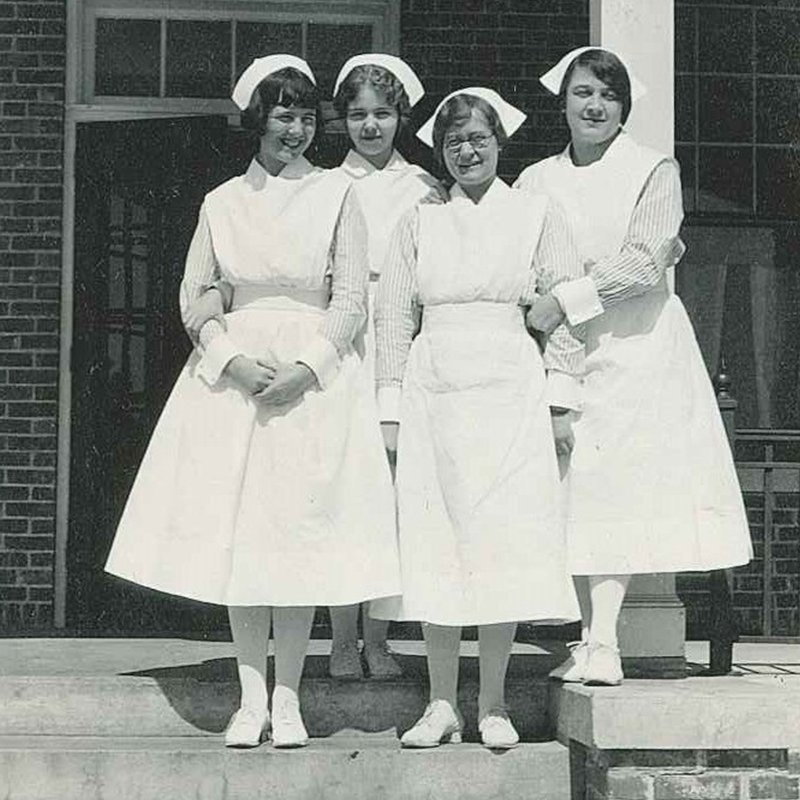 Bryan_Health's tweet photo. Nurses from Bryan School of Nursing's first graduating class in 1929. #TBT #bryan90 #LNK https://t.co/WXh836KYpz