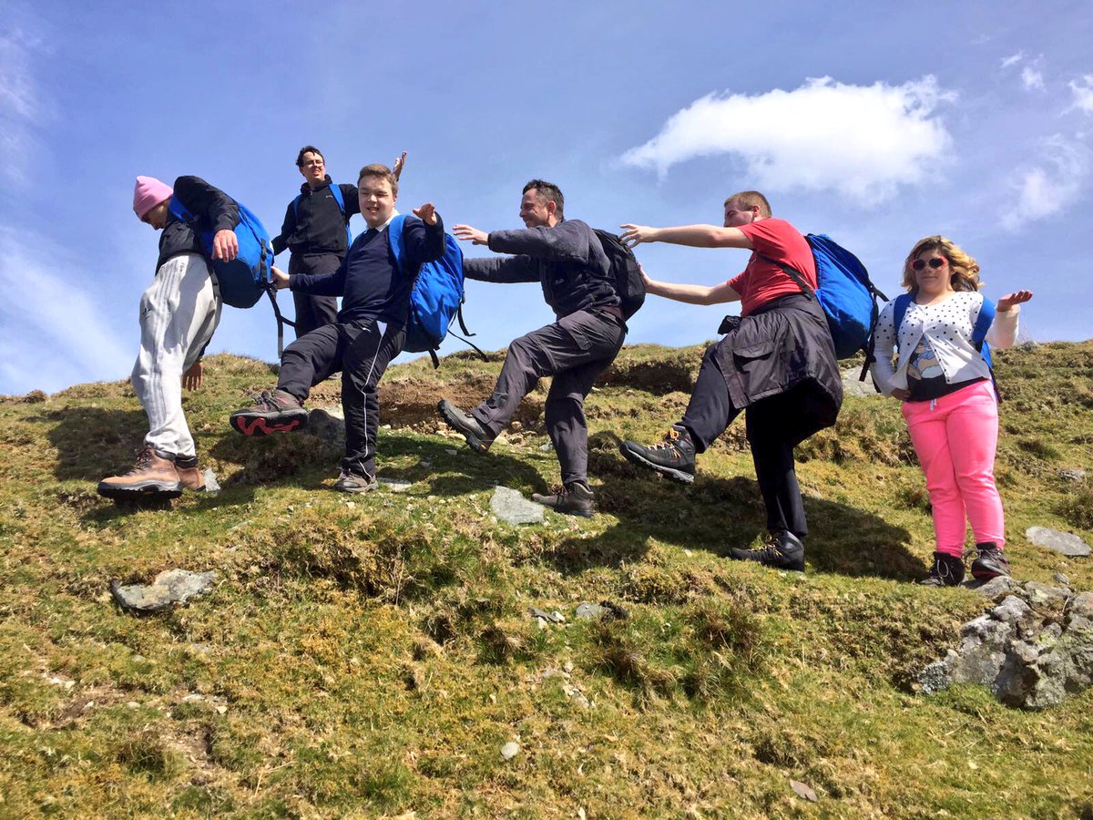 morrismwnci's tweet photo. Cracking weather in #Eryri today, #MoelFaban #Llefn #Gyrn for @ysgolygogarth #ODA group dramatic change in a week😎☀️ https://t.co/8zN55qmNew