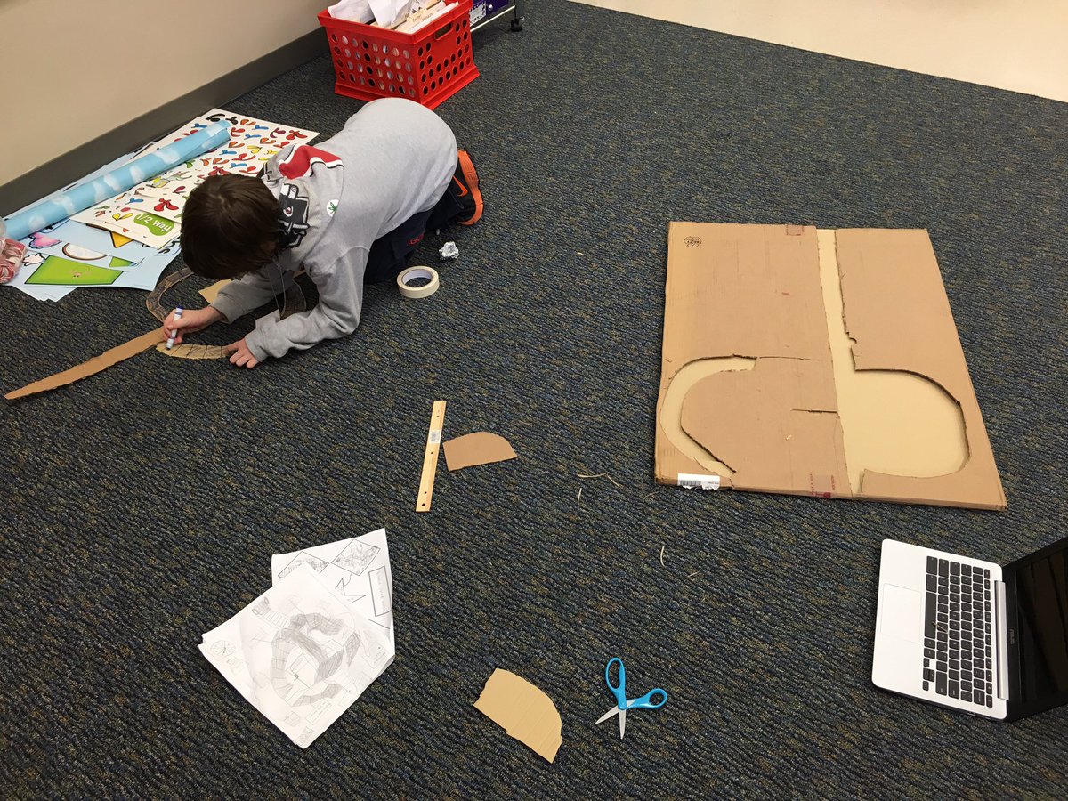 mrsplowmangre's tweet photo. Day 4... Construction has begun! #determination #cotaughtmath #makinggames https://t.co/mIAOBG2WkJ