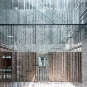 MFDesignSG's tweet photo. Carpenter Lowings adds glass staircase to Hong Kong flat https://t.co/2s7b6CQ2gg https://t.co/1G5bLBao16