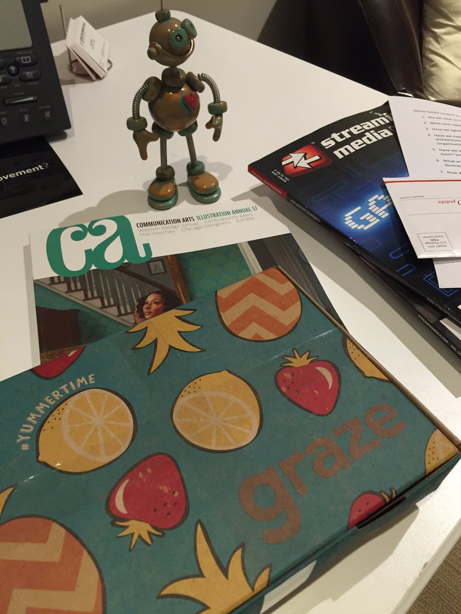 mle888mle's tweet photo. Looks like a lovely afternoon 🤗#yummertime @grazeusa @CommArts https://t.co/FvG8rbn3De
