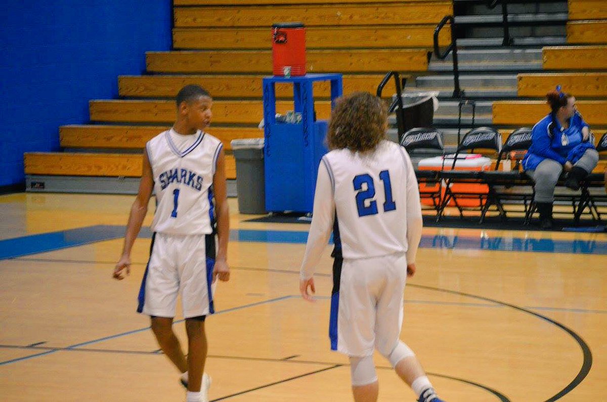 ShandlerCheldon's tweet photo. Going to forever miss this 😏✊🏻🏀💙 #CloteWayorNoWay https://t.co/HXyVUi4Jy2