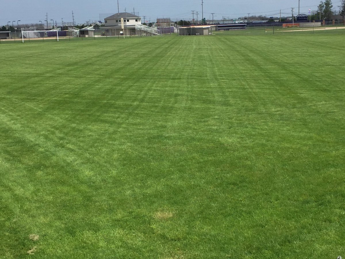 FRGroundsdept's tweet photo. The soccer field is screaming "play on me".  Too bad we don't have spring soccer. https://t.co/NJIBqzprAg