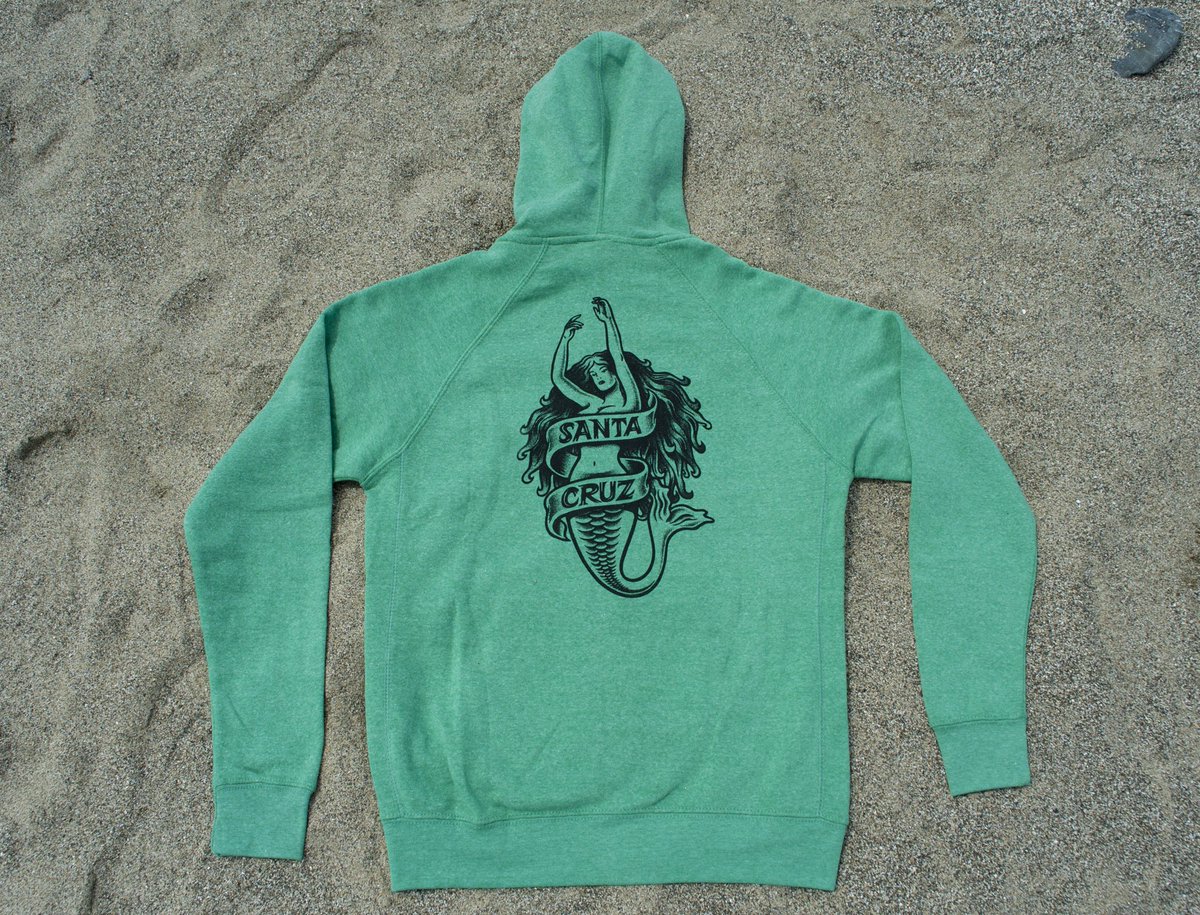 santacruzskate's tweet photo. Mermaid Hooded Zip 🏝 Part of the #SCJuniors collection ✔️ here for sizing -> https://t.co/AwnlE3rNeB #SantaCruz https://t.co/idGL4jTyzx