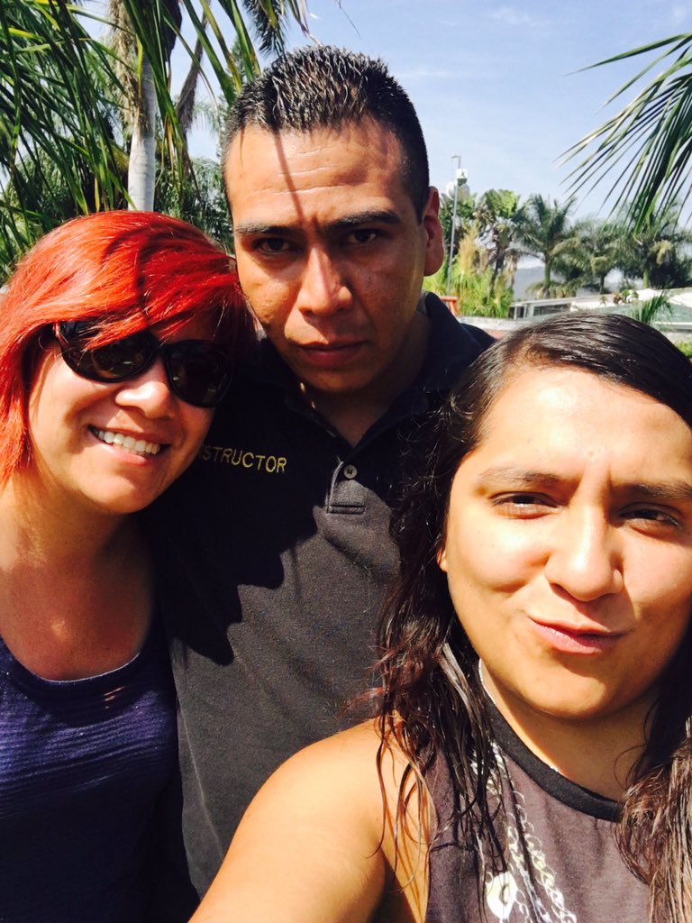 yaOtzinrosete's tweet photo. Campamento forense en Cuautla https://t.co/iSk5AiQchO