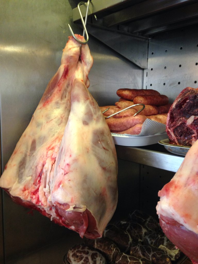 TheCoachMarlow's tweet photo. Lamb leg hanging in preparation for this weekends ROTD #meatfridge https://t.co/hNx42O3jMB