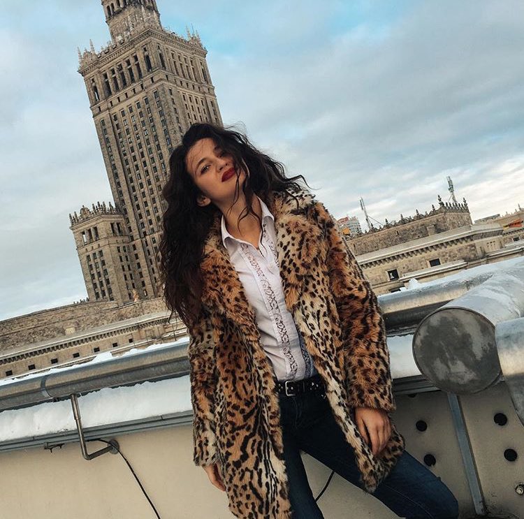 karolin_san's tweet photo. We live in the flicker ..(c)

#girl #life #fashion https://t.co/gANMCSD5Jp