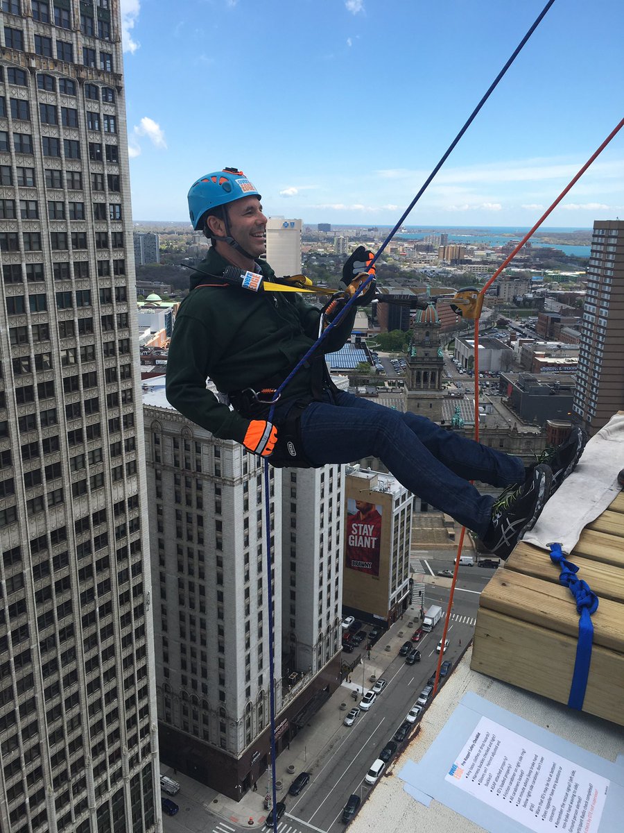 JimKetai's tweet photo. Officially @overtheedge ! So thrilled to be supporting two great charities! What a view!! #Detroit https://t.co/qlRL79SKRG
