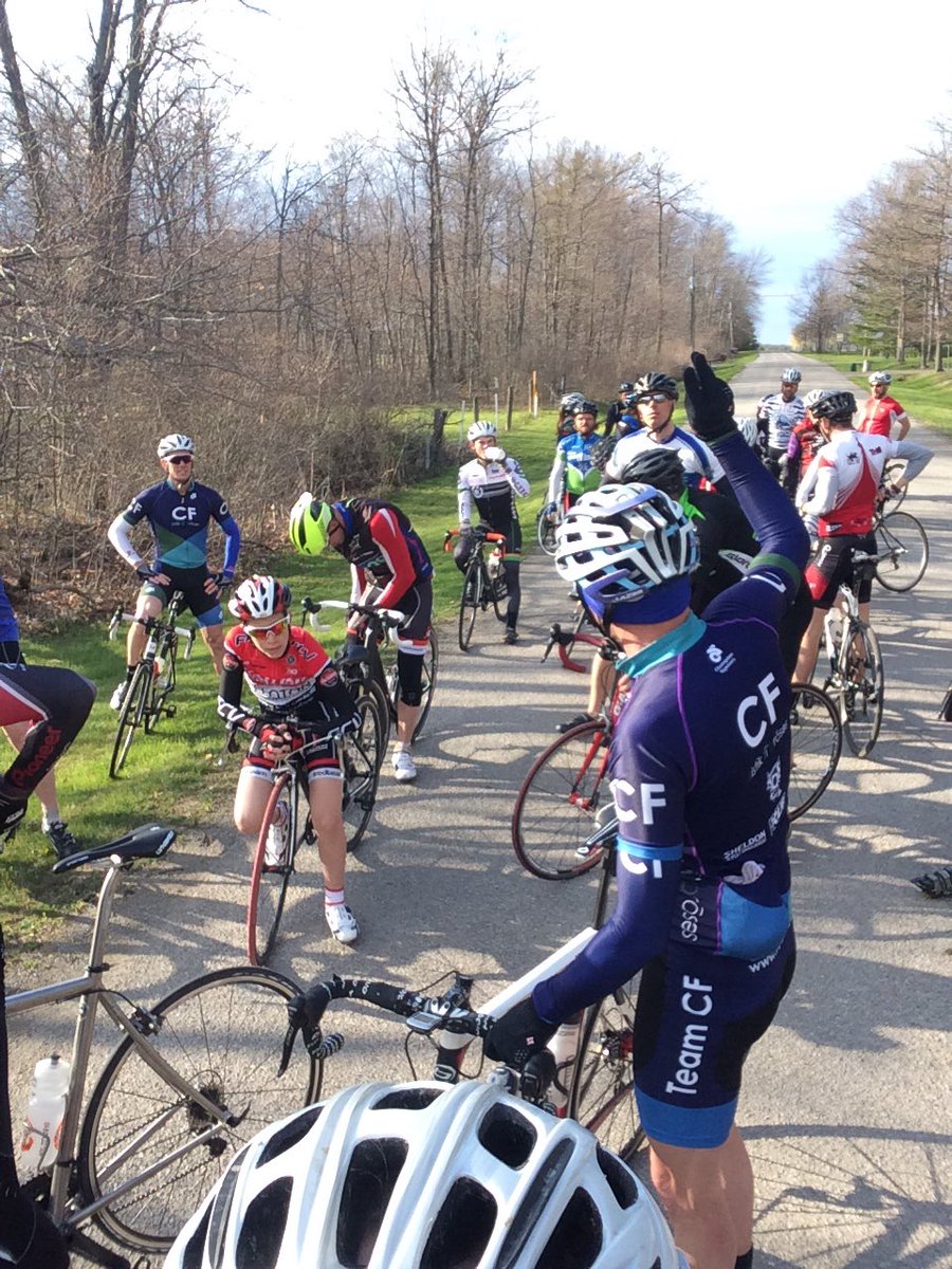 teamCFcycling's tweet photo. @cxchown &amp; @neilparmstrong ready for @StCatharinesCC Tues training race! @ClifBar @InceptionCycle #cysticfibrosis https://t.co/Q3TXdPSZc1