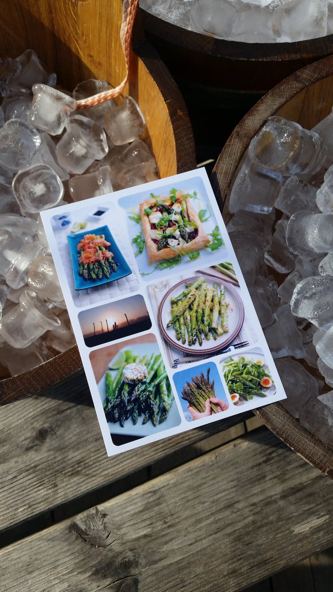 sofieboddy's tweet image. Just keeping our cool while we fill the #AsparaFeast goody bags for guests. #iceicebaby #asparagus @BritAsparagus