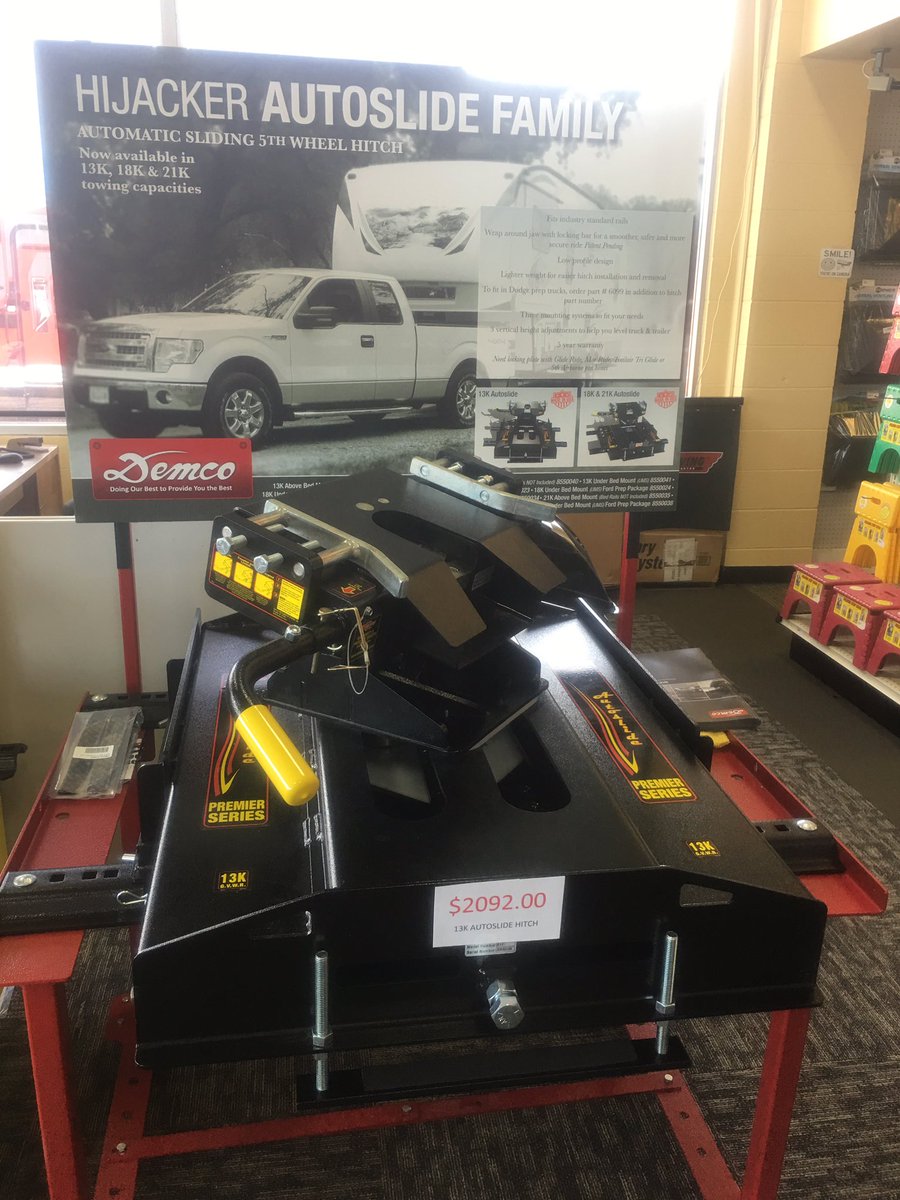 towdemco's tweet photo. Another Demco 13K #Autoslide display installed and ready! #RVing #RVtravel #5thwheel #Travel #MadeInAmerica https://t.co/2FHIyopnkj