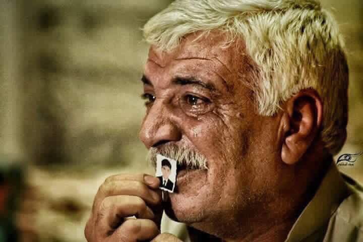 تعال الريگ ناشف بلل شفاي
احطن صورتك وتخيلك ماي
چنت وياي شمعه تضي الدروب
ابشرك هسه بس الضيم وياي
💔💔