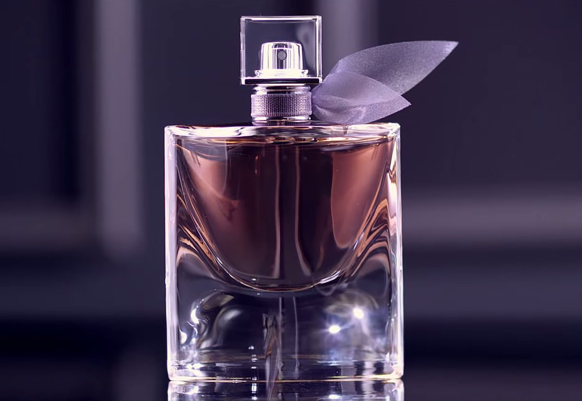 PotentScents's tweet photo. #Lancome #LaVieEstBelle Type: Among The Top Selling #Perfumes Of 2015. This Is A #Beautifully #Sweet Oil For Women https://t.co/EUBP3YFJSR
