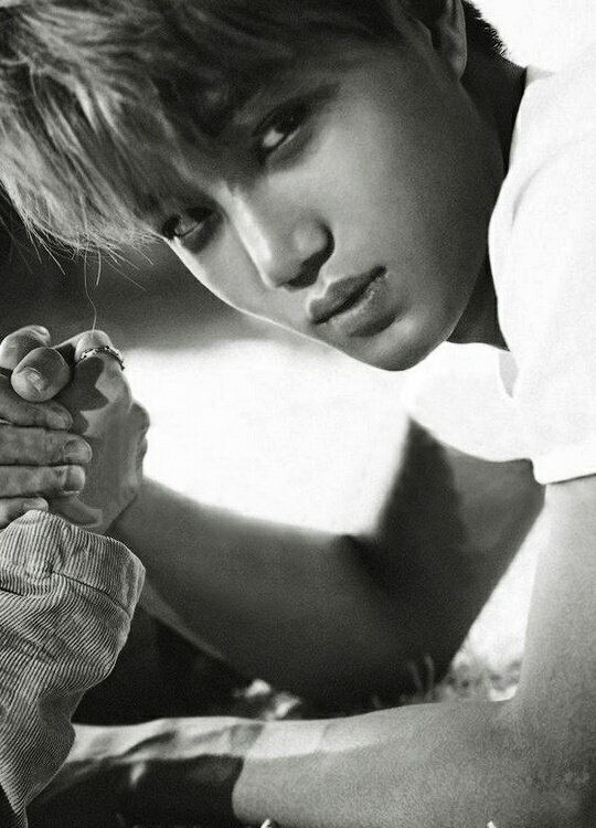 Dr_folklora's tweet photo. 🍉 FUCK, MARRY OR KILL 🍉
¤ JB 
¤ Kai
¤ Jungkook https://t.co/GsmY9ziTtw