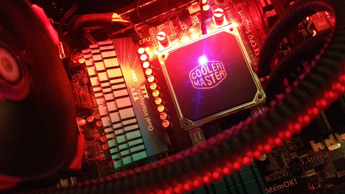 nemetistvan99's tweet photo. A PC what I repaired. #AMD #CoolerMaster #Asus #pc https://t.co/wqaGP6s90q