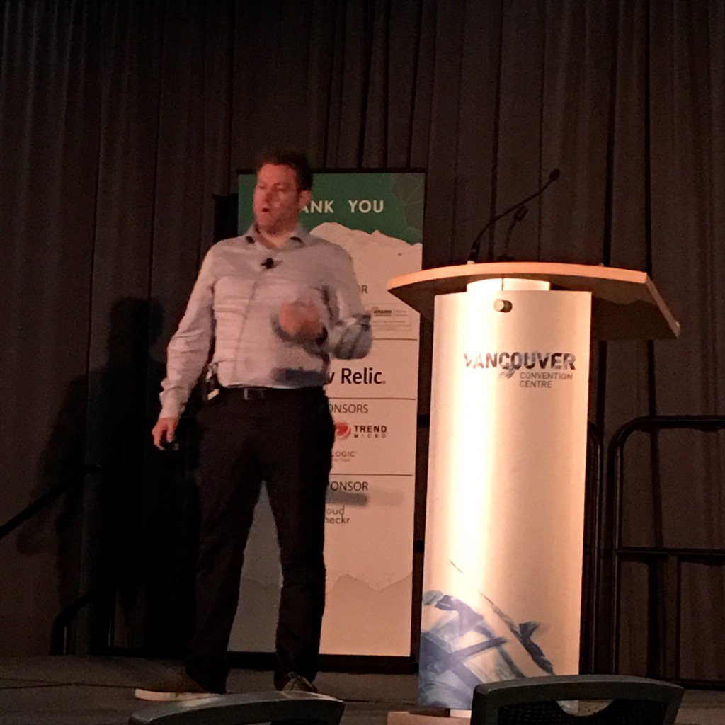 islocke's tweet image. &quot;Build products not data Centers&quot; Darragh Kennedy - Lonely Planet #devopscloudsummit #Cloud @3Nimbus