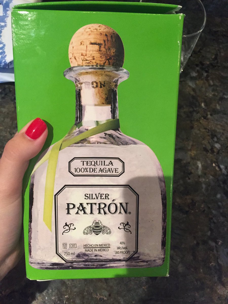 PrissKILLA11's tweet image. That moment you get excited about Tequila only to find out its water bottles #thanksray