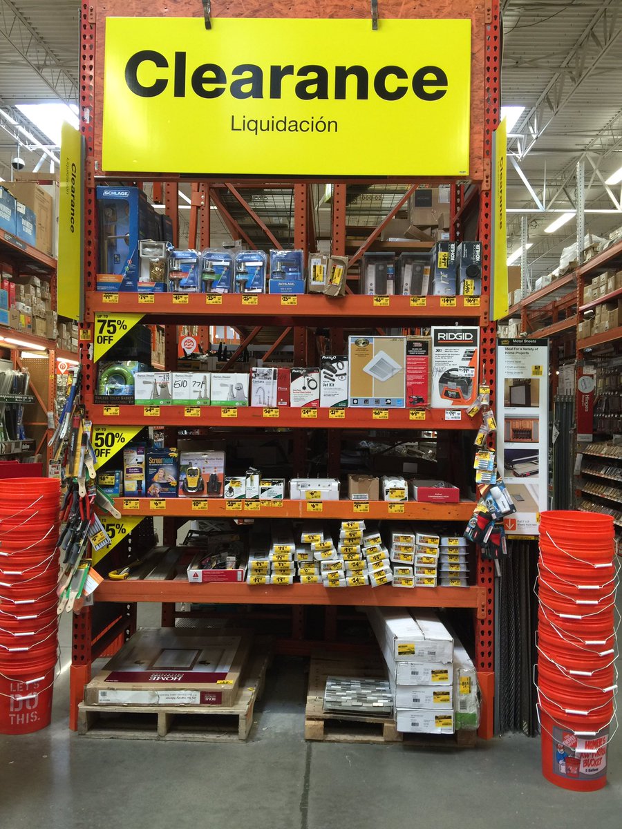 Michelle_Met165's tweet photo. #MetTeam #D26 clearance bay #store128 https://t.co/TQEfp2i2vE