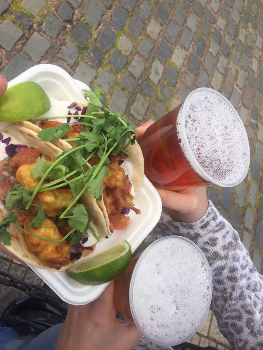 GeneratorHub's tweet photo. Having a great time at #SneakyStreetFood on the Quay. Great food and atmosphere! #ExeterQuay https://t.co/MIPJqp2Eaz