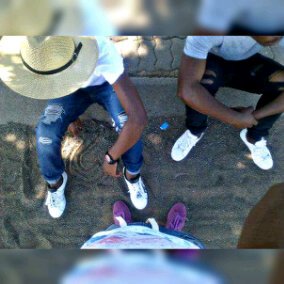SefadiSefadi's tweet photo. With the by my side everything looks possible#friendship https://t.co/95u18mYCLI