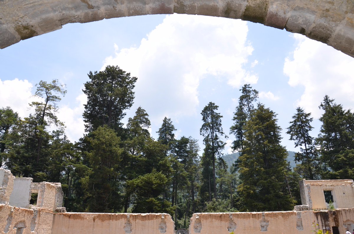 #UnaBuenaIdeaEs disfrutar la vista desde el Ex Convento del Desierto de los Leones #5deMayo en Cuajimalpa #CDMX