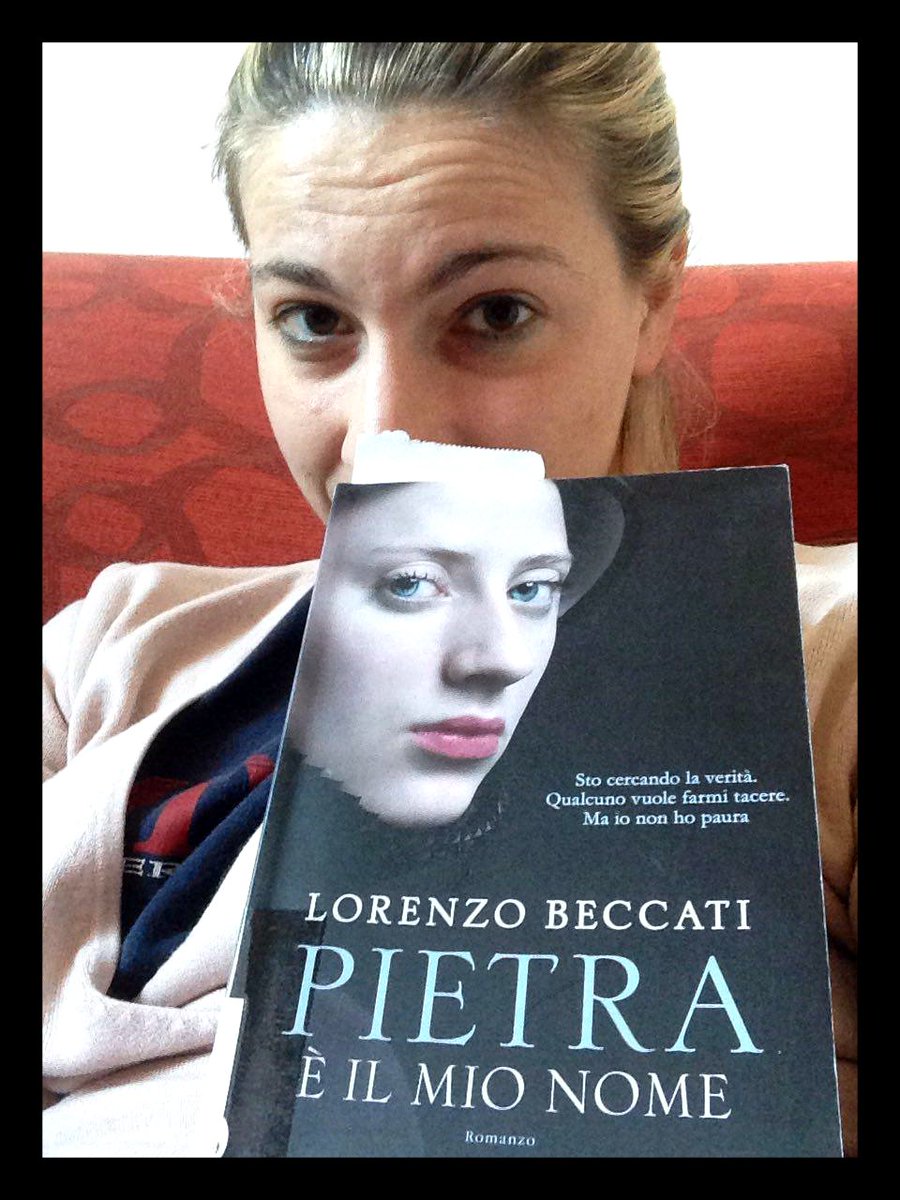 EditorRomanzi's tweet photo. #lettureserali nella Genova del 1541, in compagnia di Pietra e @LorenzoBeccati. Incipit bellissimo! TEA Edizioni. https://t.co/2f2JKFLRma