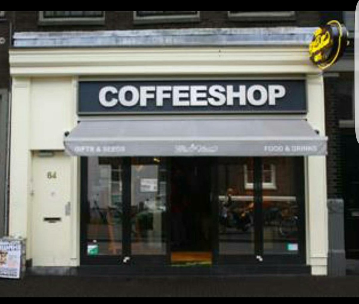 TasteBuds welcomes Green House Coffeeshop😊 find this lovely shop easily on the app. 🍁🍝🎶📱