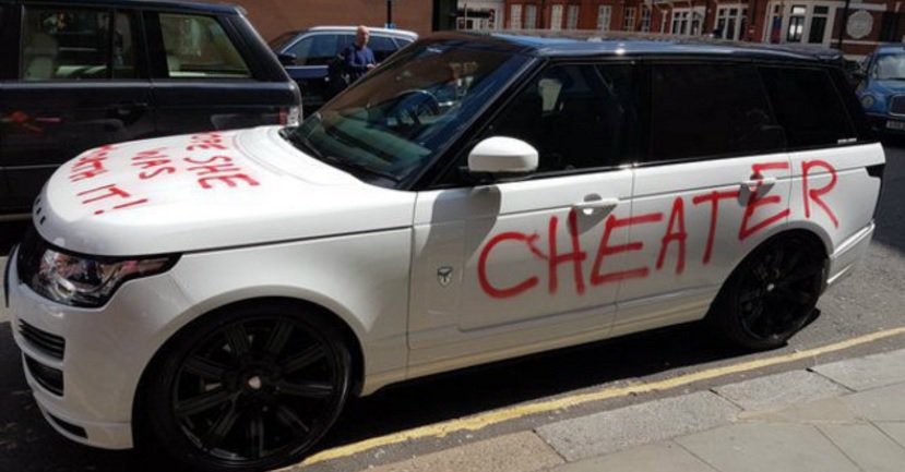 Woman gets #revenge on cheating spouse by spray-painting his Range Rover bit.ly/24uQw3E?utm_me… https://t.co/MzGuKZXMuE