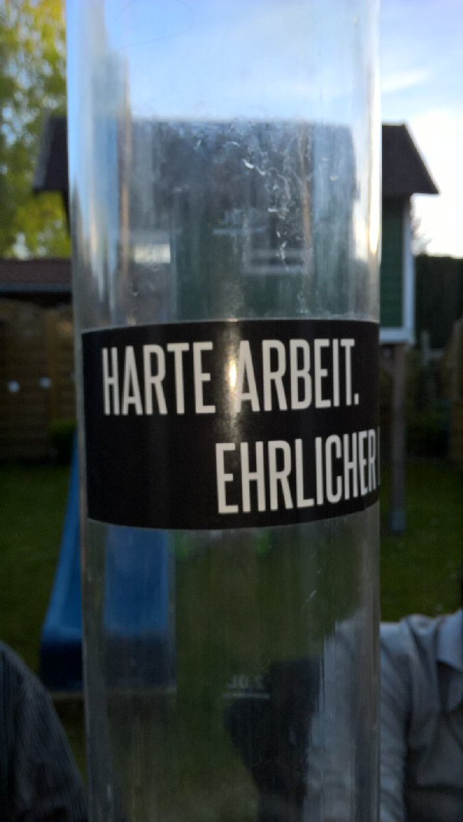 zwiebelboenn's tweet photo. Der #Vatertag geht weiter! #dortmund #bier #vadda https://t.co/CLOAQhD2tl