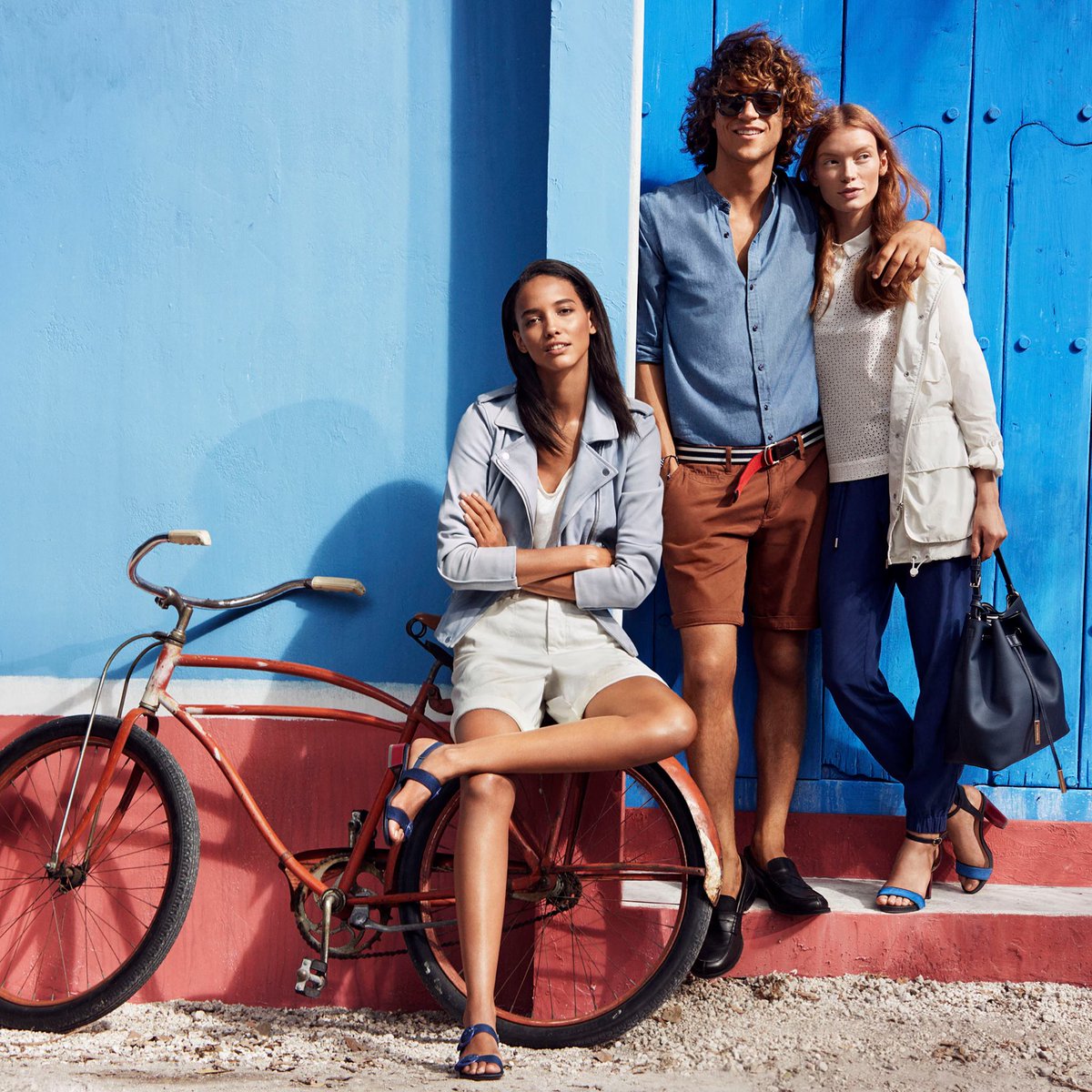 RevistaMAXWELL's tweet photo. Capas de luz, colores exuberantes y una actitud relajada - su receta para la buena vida. #TommySpring16 #TommyMX https://t.co/56RAF60uhf