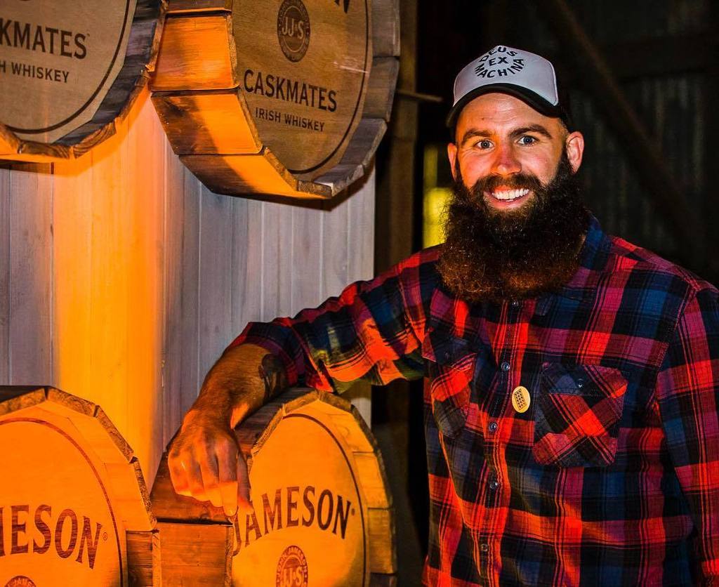 Sotallrightnow's tweet photo. Just a man, his beard and a damn good whiskey 👊🤘 #JamesonCaskmatesSA #bonafidebeards https://t.co/M4XJgPJJ5q https://t.co/1HLlbBn1rQ