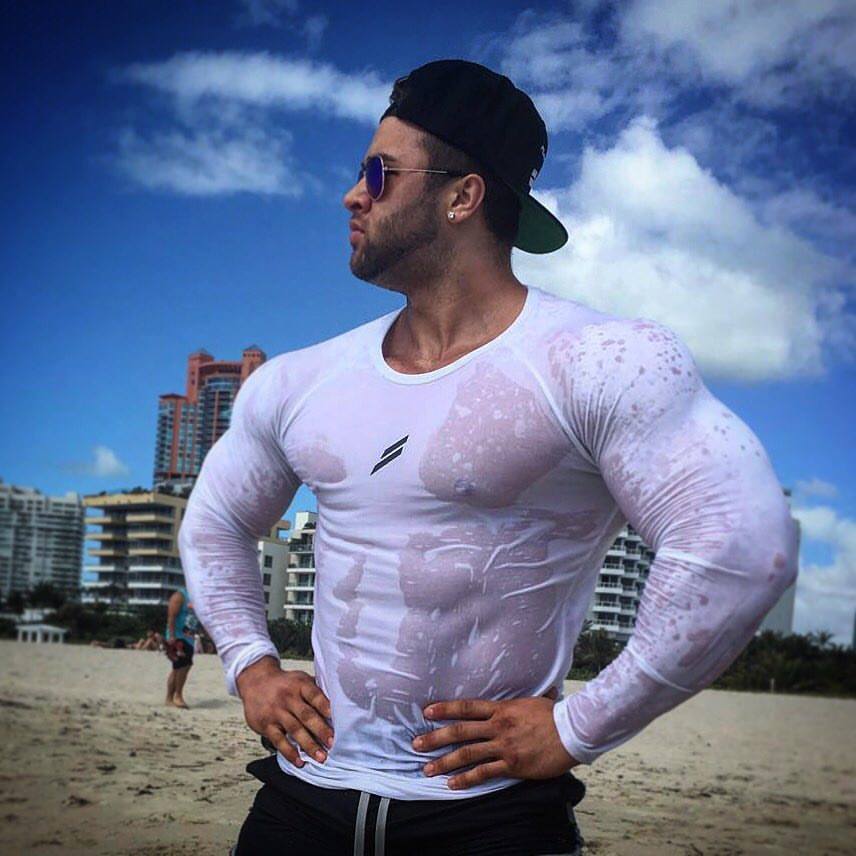 muscletale's tweet photo. Regan Grimes is looking crazy pumped. DAMN. #muscle #regangrimes https://t.co/YGgCH8i56J