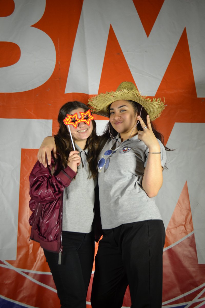 bmtmphotography's tweet photo. #InsideOut #photobooth https://t.co/oWrXSHCed4